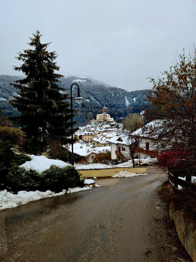 Terrazza Sulle Dolomiti Leilighet Castello-Molina di Fiemme Eksteriør bilde